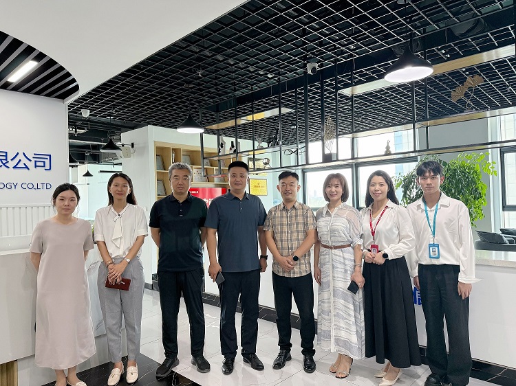 深化产教融合 共育数字人才 | 沧州职业技术学院领导莅临智博信息考察交流